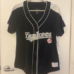 Yankees Baseball Women’s Button Short Sleeve Jersey by Campus Lifestyle  SZ L